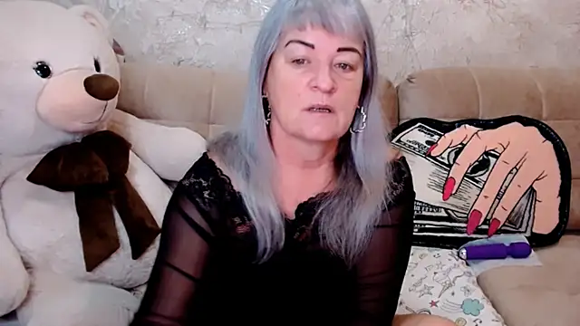 Snapshot of SiberiabBerry chatting on November 10, 3:27 am SiberiabBerry online show from November 10, 3:27 am