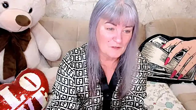 Snapshot of SiberiabBerry chatting on November 26, 3:02 pm SiberiabBerry online show from November 26, 3:02 pm