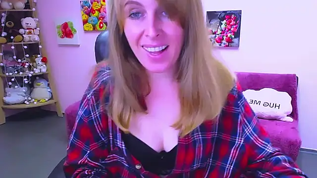 Hot Milady online show from November 27, 8:38 am