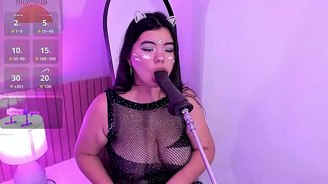 Snapshot of klhoe_boobs chatting on February 28, 4:13 am klhoe boobs online show from February 28, 4:13 am