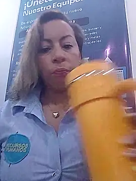 Snapshot of Katalina_S3xy chatting on February 4, 12:11 pm Katalina S3xy online show from February 4, 12:11 pm