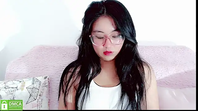 Snapshot of mariana_katto chatting on October 10, 3:11 pm mariana katto online show from October 10, 3:11 pm