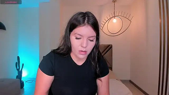 ValeriaRoldanX online show from May 23, 11:14 am
