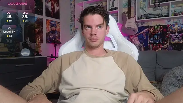 Snapshot of Mike_Burn chatting on October 14, 11:55 am Mike Burn online show from October 14, 11:55 am