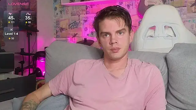 Snapshot of Mike_Burn chatting on November 24, 1:11 pm Mike Burn online show from November 24, 1:11 pm