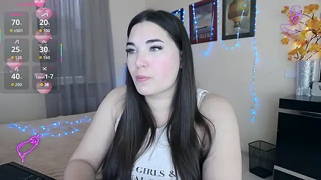 Lillianhot68 online show from December 23, 9:40 am