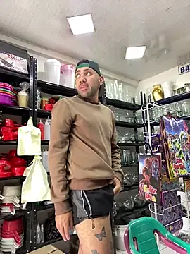 JuanZapata33 online show from January 23, 6:56 pm