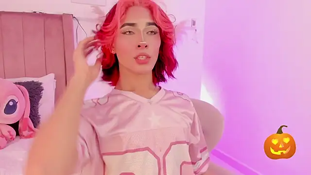 CamiloDoumit online show from October 20, 5:02 pm