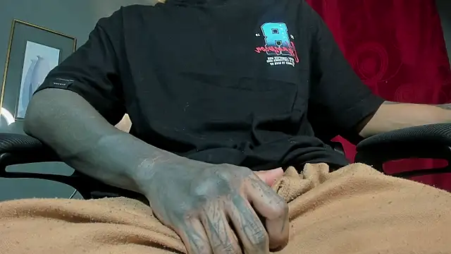 Travistanner 28 online show from February 20, 10:27 am