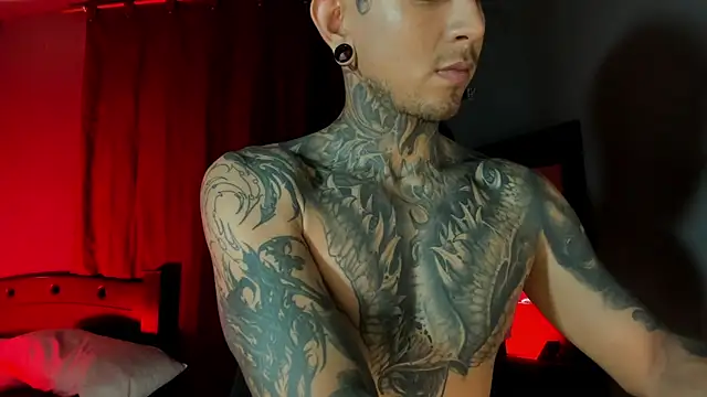 Travistanner 28 online show from March 25, 8:20 am