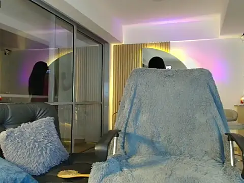 Snapshot of thesweetkhloe__ chatting on October 21, 1:50 am thesweetkhloe online show from October 21, 1:50 am