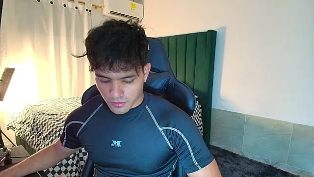 man dur07 online show from December 14, 12:05 am