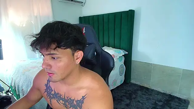 man dur07 online show from February 19, 6:15 pm