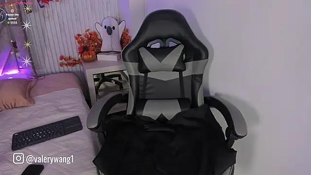 Valery wang online show from October 13, 11:54 am