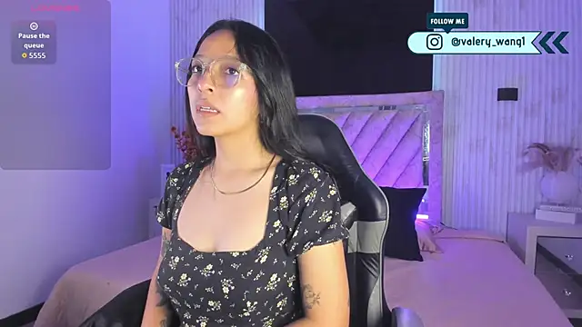 Valery wang online show from November 19, 11:32 am