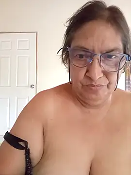 florecita69 online show from October 23, 2:49 pm