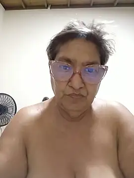 Snapshot of florecita69 chatting on July 23, 3:15 am florecita69 online show from July 23, 3:15 am
