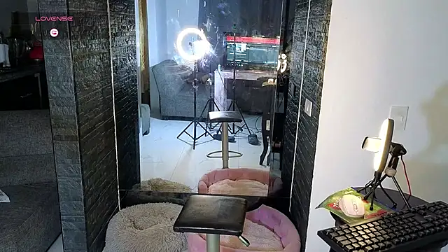 zackary 0 online show from October 17, 1:09 am