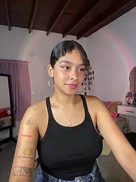 Snapshot of Arteatenea__ chatting on February 20, 5:33 am Arteatenea online show from February 20, 5:33 am