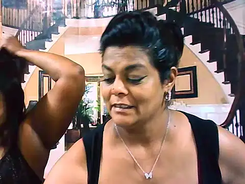 indianCherryPie online show from October 13, 6:41 pm