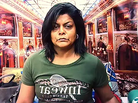 indianCherryPie online show from November 9, 5:39 am