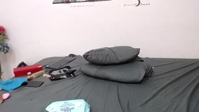 Snapshot of brendamaz chatting on February 9, 4:50 pm brendamaz online show from February 9, 4:50 pm