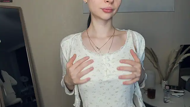 MaryJacksoon online show from November 25, 7:41 am