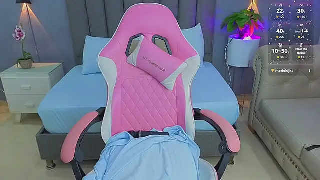 Snapshot of angelica_dymond chatting on November 7, 12:16 pm angelica dymond online show from November 7, 12:16 pm