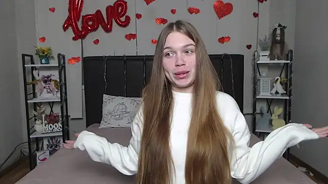 LaraPika online show from February 11, 6:07 am