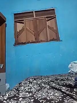 Snapshot of 1995eduardo chatting on February 19, 2:55 am 1995eduardo online show from February 19, 2:55 am