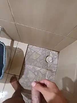 Snapshot of 1995eduardo chatting on March 12, 7:28 pm 1995eduardo online show from March 12, 7:28 pm