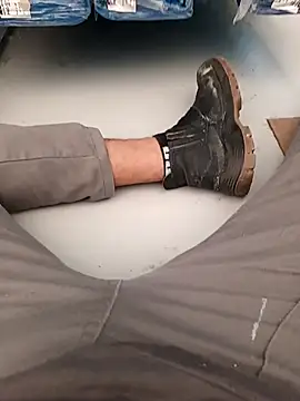 Snapshot of 1995eduardo chatting on November 25, 3:45 pm 1995eduardo online show from November 25, 3:45 pm