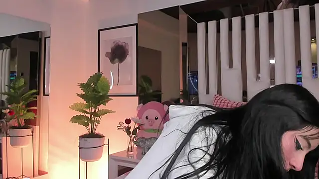 Kitty Eliffe online show from October 25, 10:37 pm