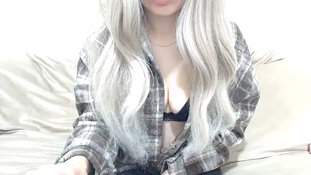  kitty Rose  online show from February 12, 3:23 am