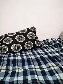 Snapshot of Tota_Khan chatting on November 18, 10:36 pm Tota Khan online show from November 18, 10:36 pm