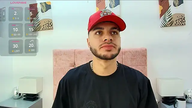 Amadeo Wild online show from October 22, 3:23 pm