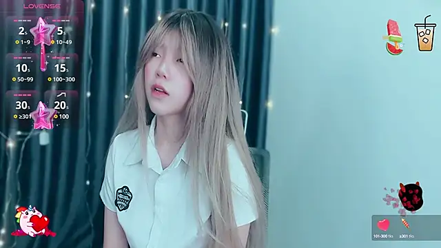 -Poison-Ivy- online show from December 15, 1:13 am