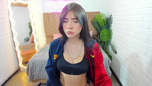 Roxanne tay online show from February 9, 7:19 pm