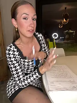 lola tentatiion online show from January 19, 8:41 pm
