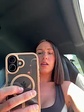 lola tentatiion online show from June 29, 12:05 pm