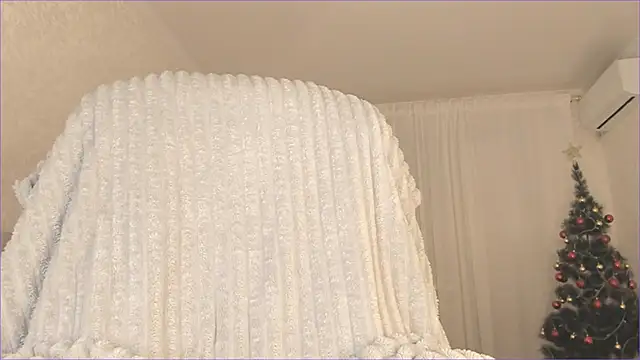 Snapshot of cherry_misaki chatting on January 14, 1:28 pm cherry misaki online show from January 14, 1:28 pm