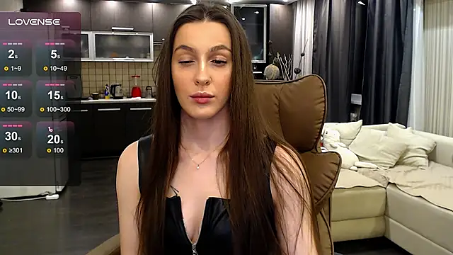 Doll Jasmine  online show from June 6, 10:14 pm