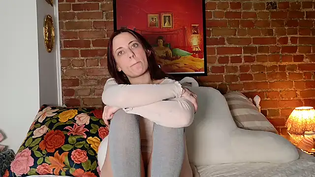 Snapshot of MaeDaybaby chatting on February 20, 3:34 pm MaeDaybaby online show from February 20, 3:34 pm