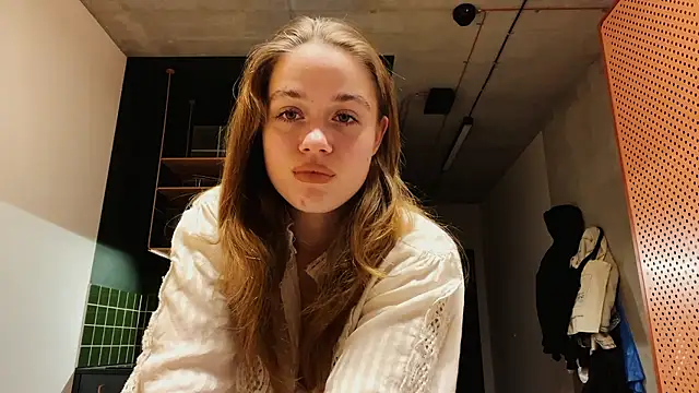 Celeste Glow online show from December 1, 8:09 pm