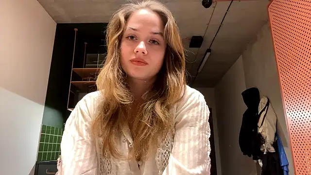 Celeste Glow online show from December 9, 11:24 pm