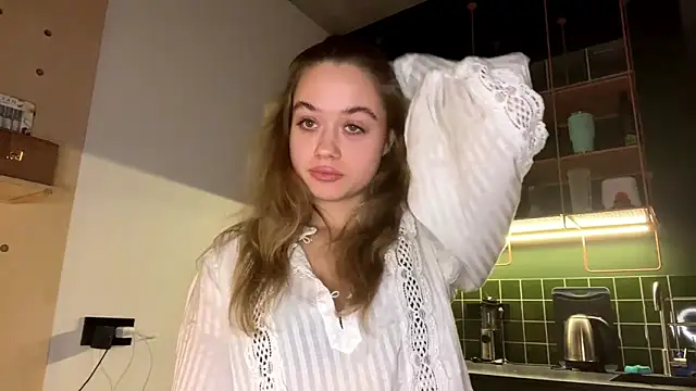 Celeste Glow online show from December 11, 8:18 pm