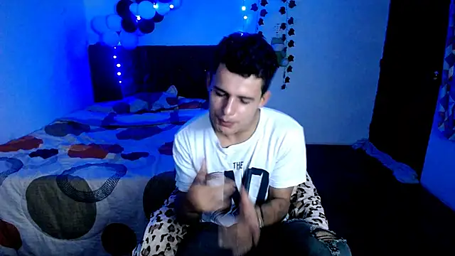 freddy romas online show from December 3, 10:41 pm