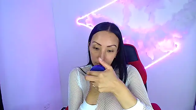 yaralyminjo2 online show from January 13, 2:21 pm