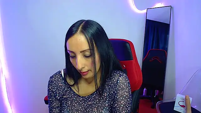 yaralyminjo2 online show from March 6, 1:46 pm