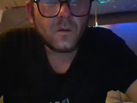 Snapshot of Hotbrabanderke chatting on January 3, 1:48 am Hotbrabanderke online show from January 3, 1:48 am